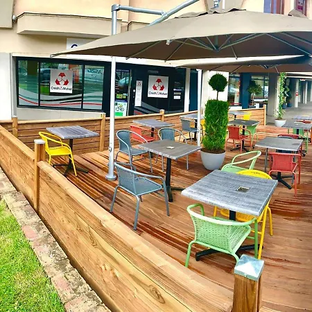 Western & Austria-la Terrasse