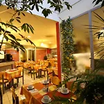 Western & Austria-la Terrasse 3* Saint-Etienne (Loire)